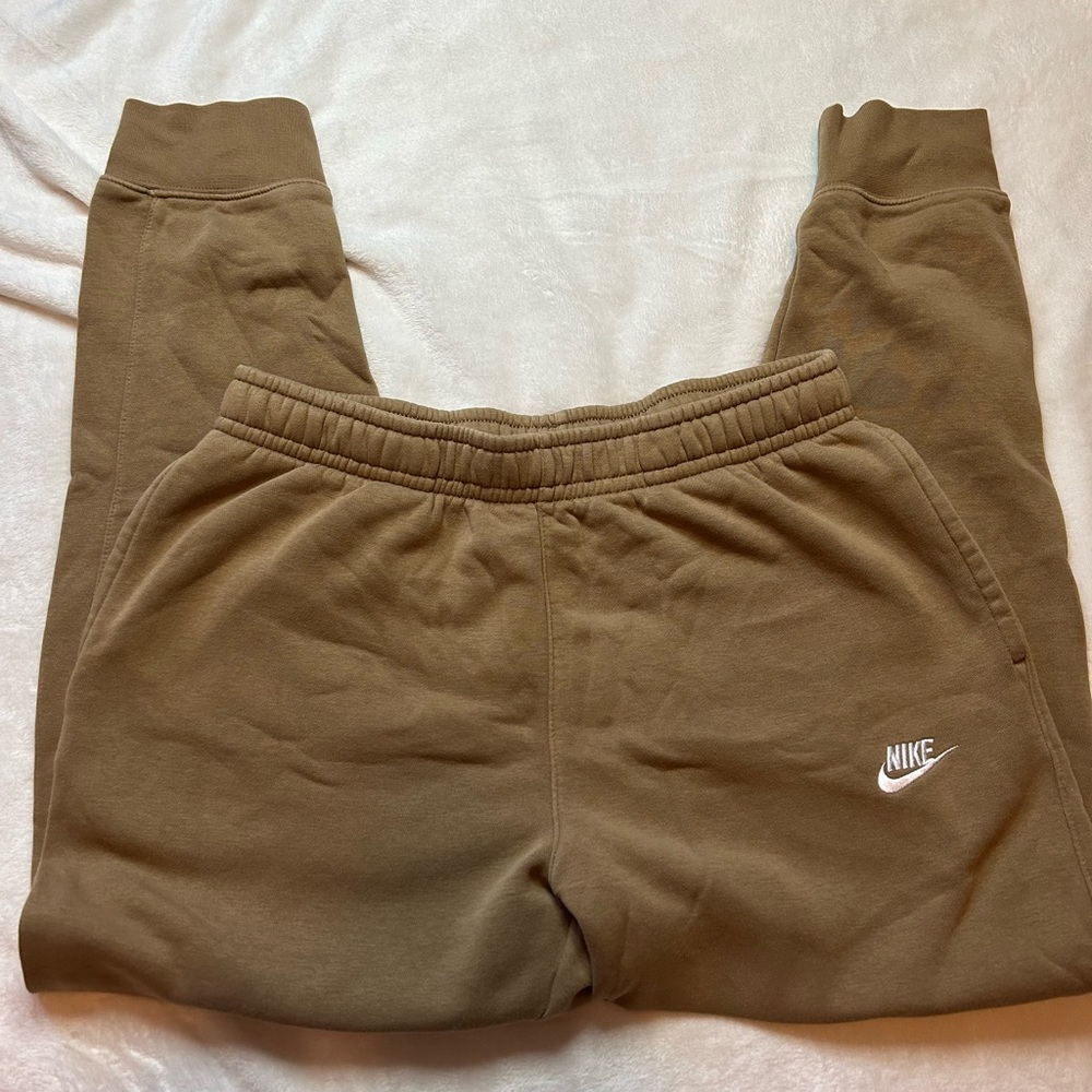 mens brown nike joggers